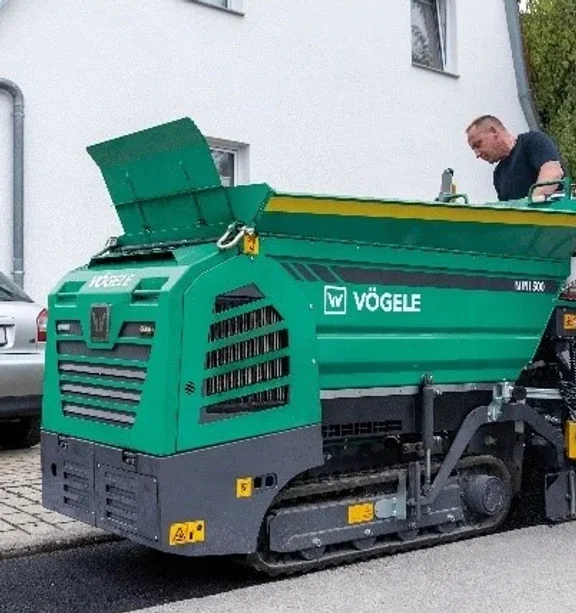 Veliko povpraševanje po novih mini finišerjih